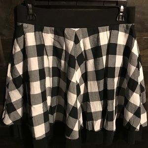 Joe Benbasset Black & White checkered skirt size M